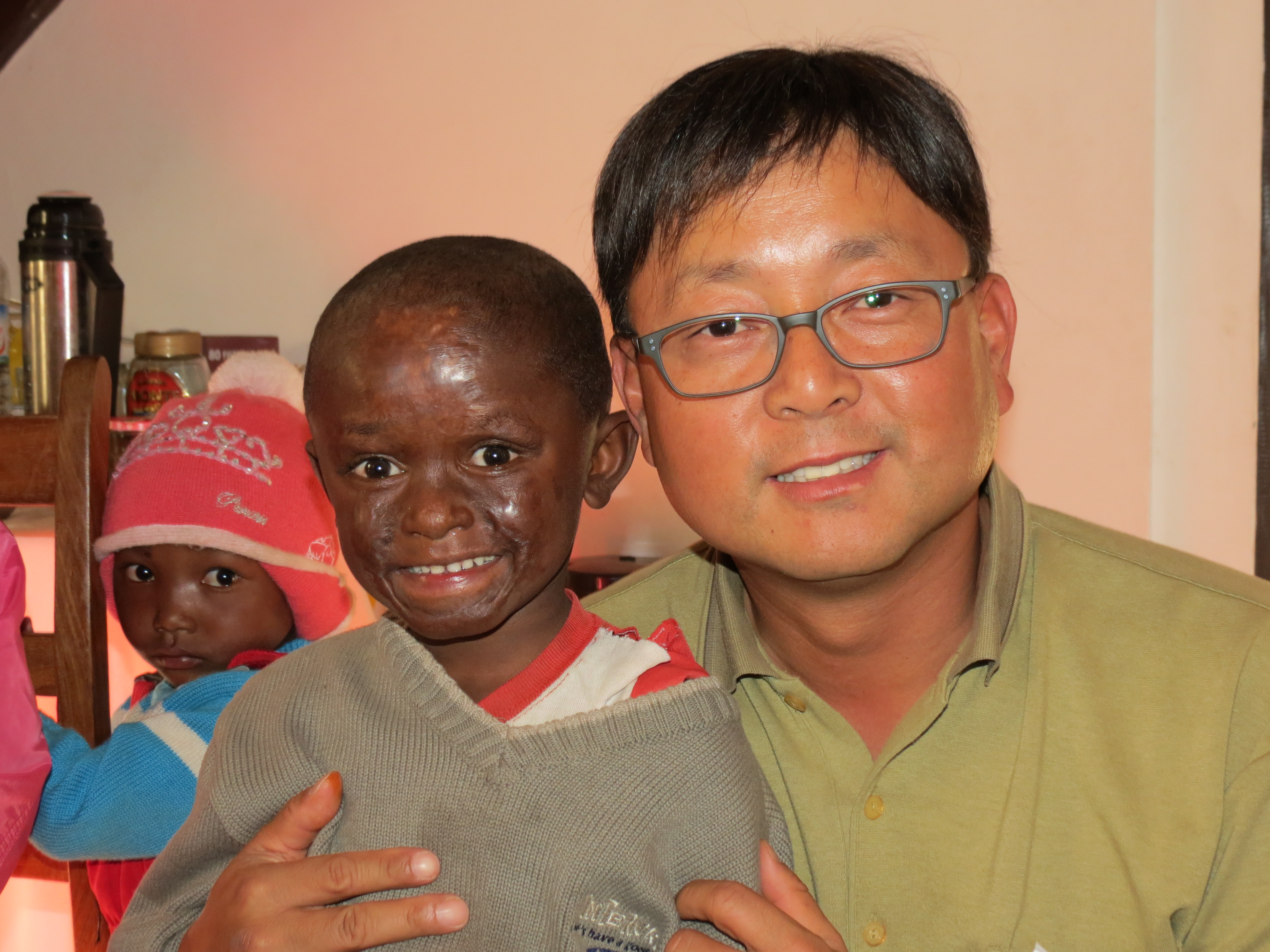 부시맨 닥터, 마다가스카르 이재훈 의사